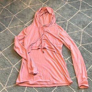 Ginkana nursing sweatshirt